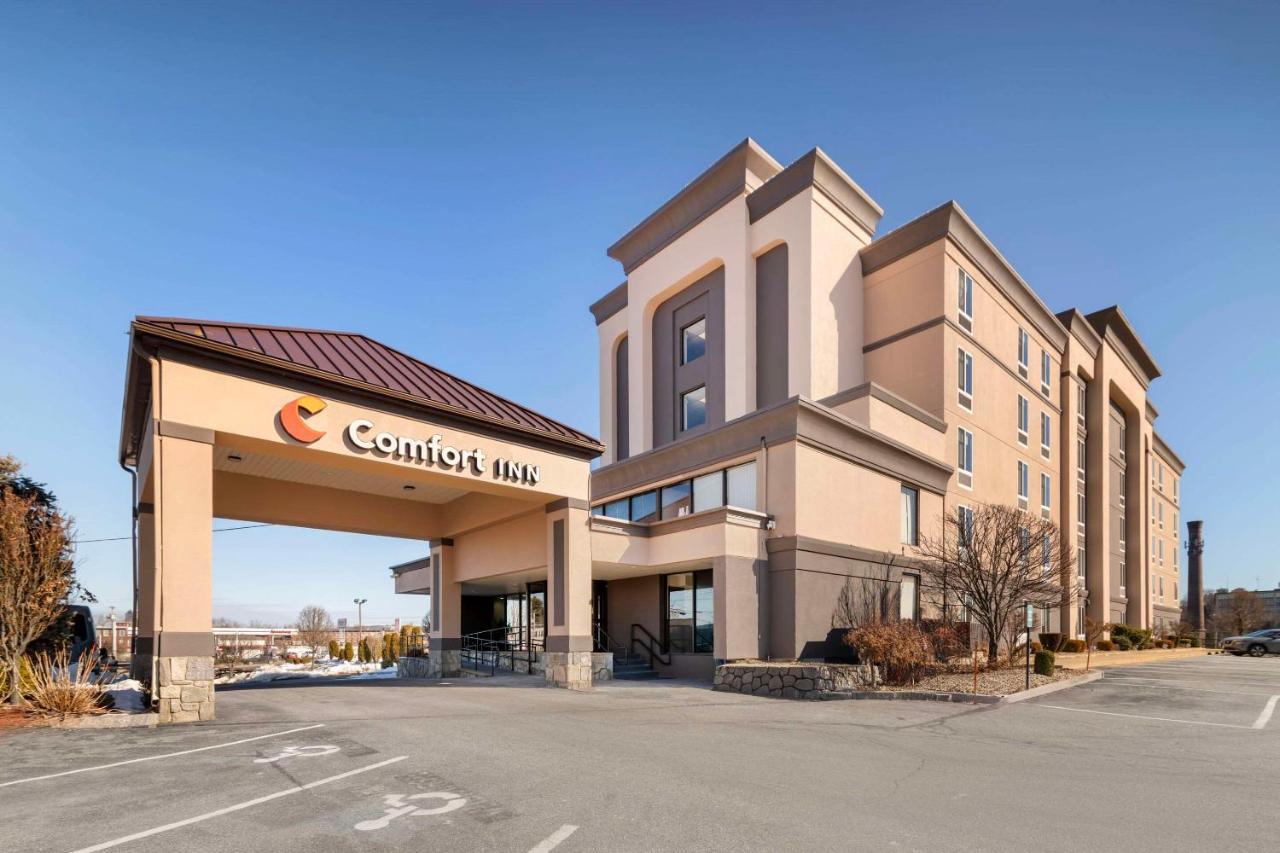 Comfort Inn Airport Manchester Buitenkant foto